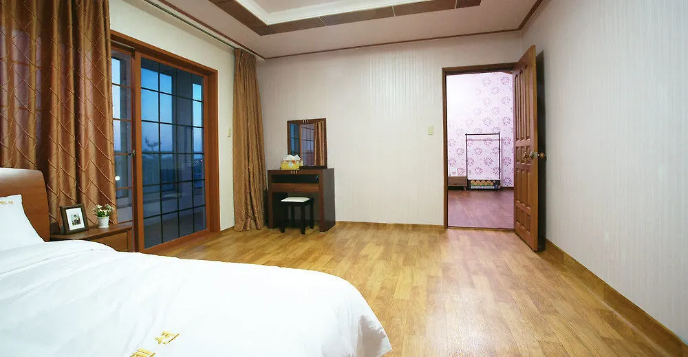 Antre Pension 済州市 3*,  韓国